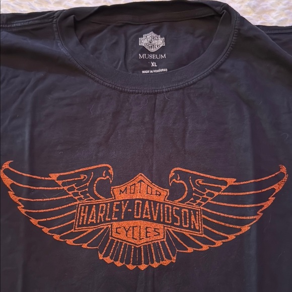 Milwaukee Harley-Davidson Graphic T-shirt - Picture 2 of 3